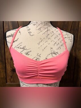 Lululemon Flow-Y Bra GUC